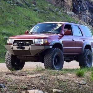 Meet your Posher, Clint